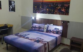 Bed & Breakfast Hollywood